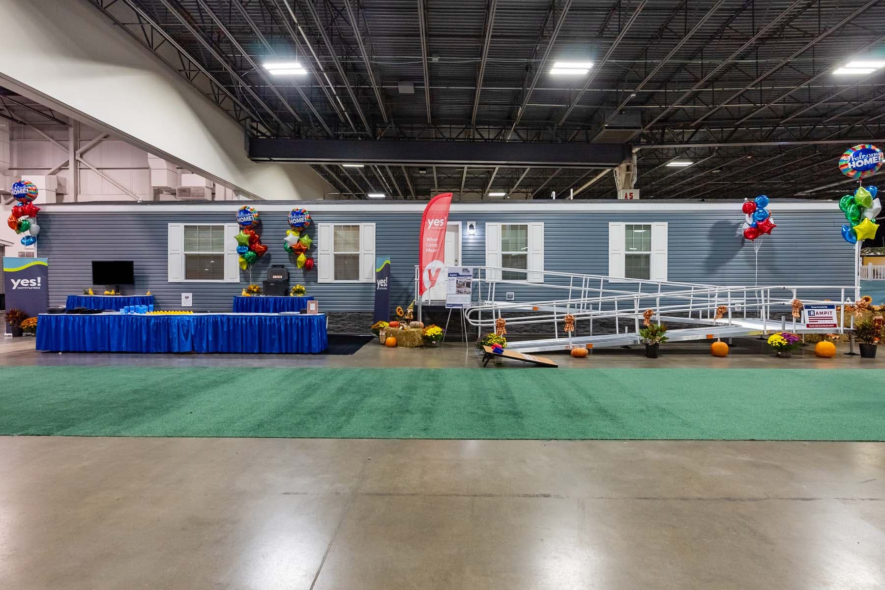 Click to enlarge 1672H32087 single wide home — exterior (photo 4 of 15)