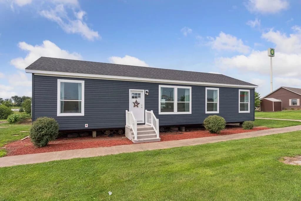 Belvidere β 3 bed 2 bath manufactured home floor plan