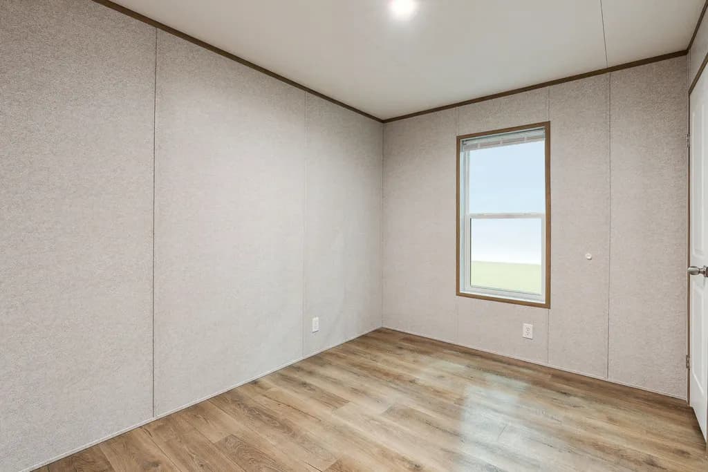 Click to enlarge Vertex Reverse Aisle single wide home — bedroom (photo 8 of 8)