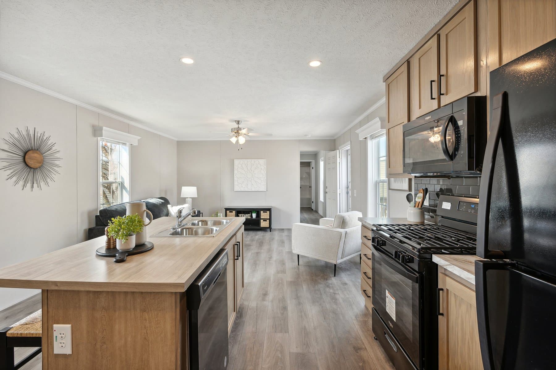 Click to enlarge 1660H22212 single wide home β kitchen (photo 11 of 27)