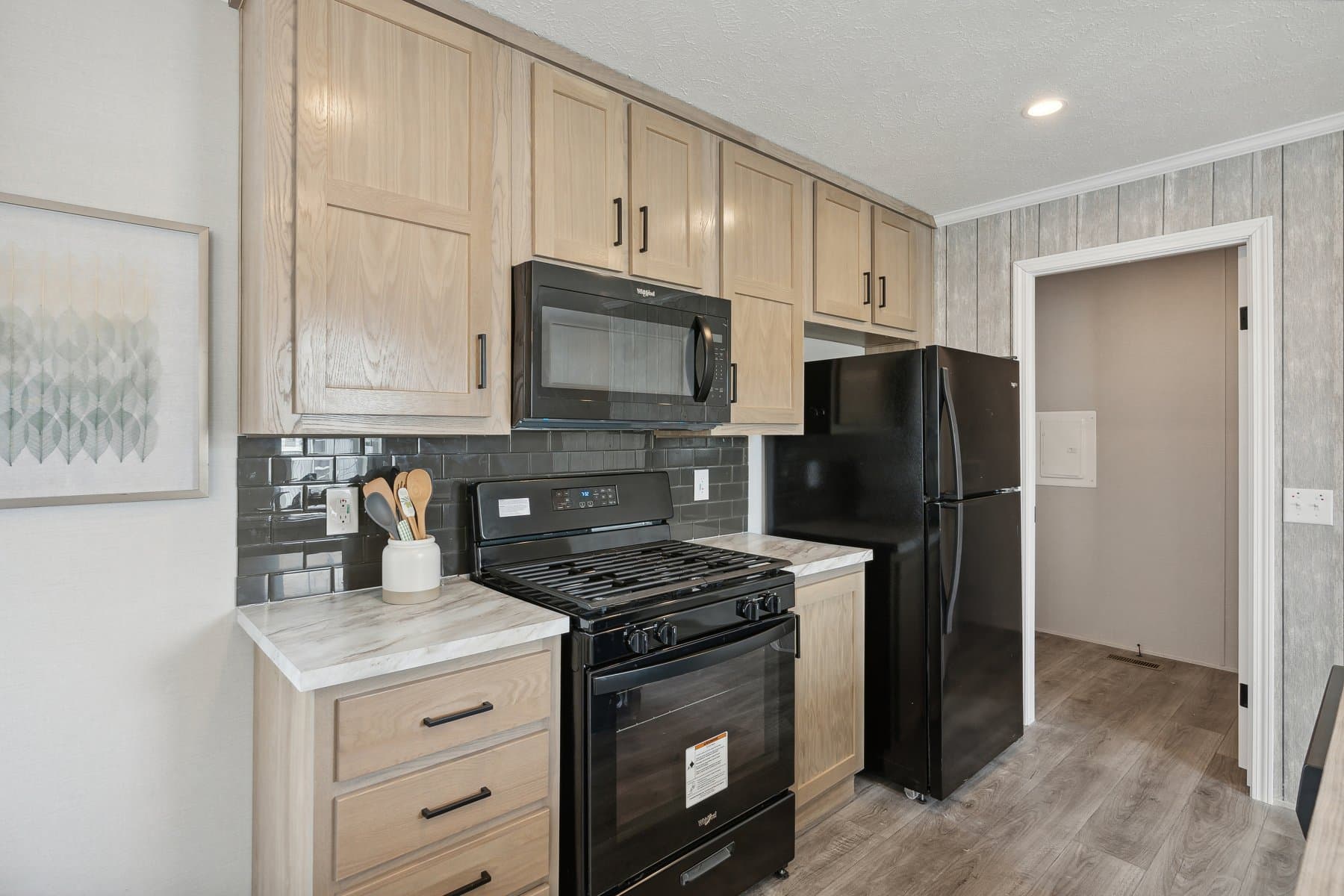 Click to enlarge 1660H22212 single wide home β kitchen (photo 13 of 27)