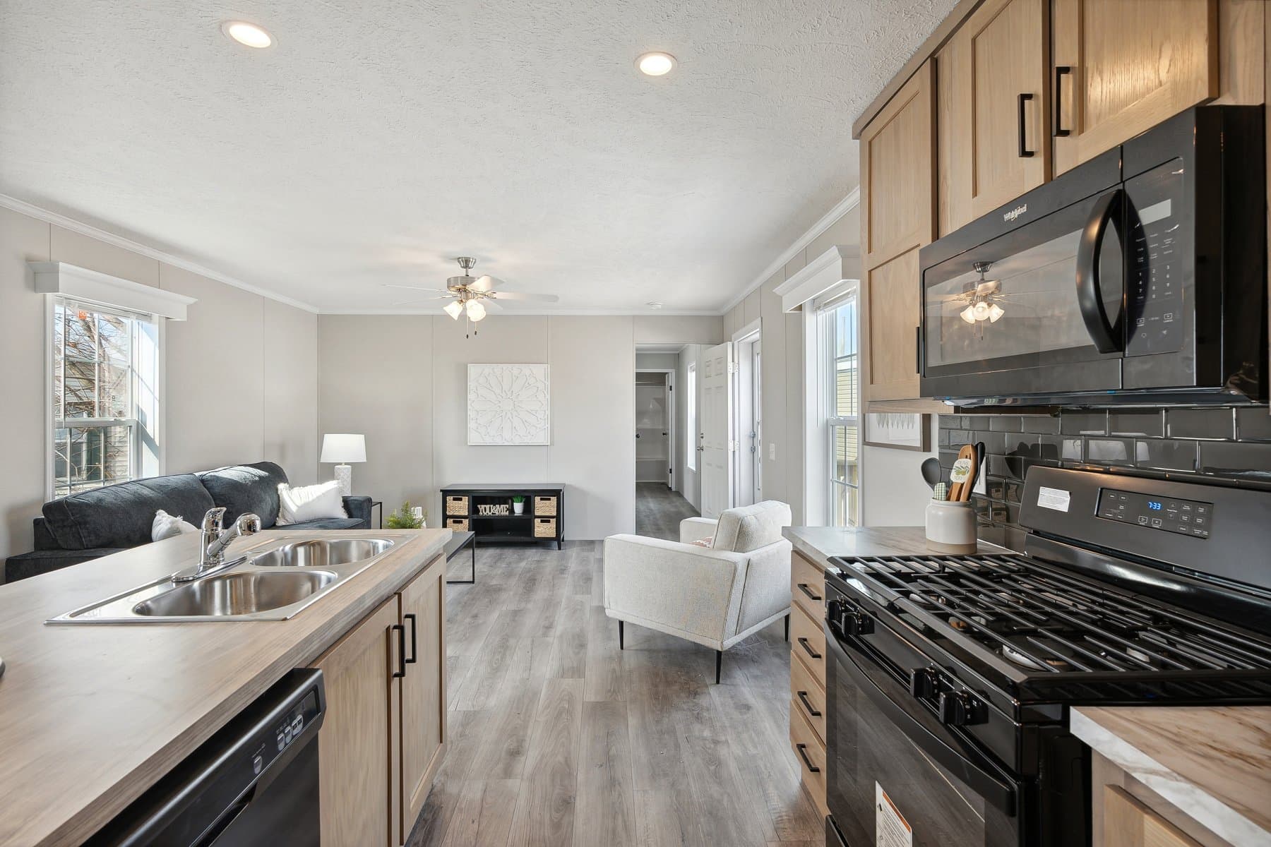 Click to enlarge 1660H22212 single wide home β kitchen (photo 15 of 27)