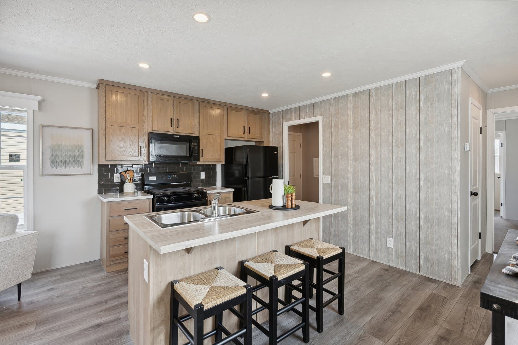 Click to enlarge 1666H32212 single wide home β kitchen (photo 3 of 32)