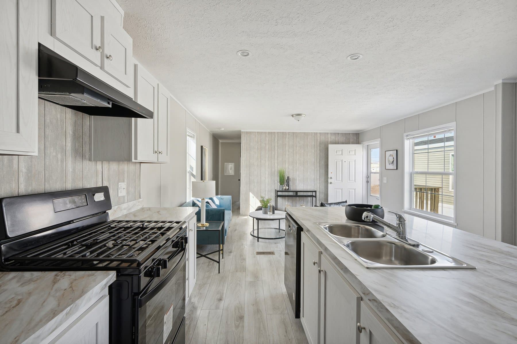 Click to enlarge 1666H32219 single wide home β kitchen (photo 16 of 30)