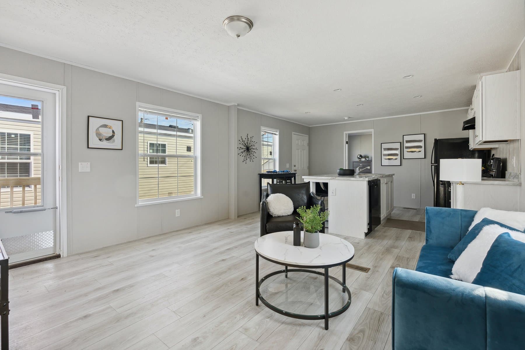 Click to enlarge 1666H32219 single wide home β living room (photo 10 of 30)