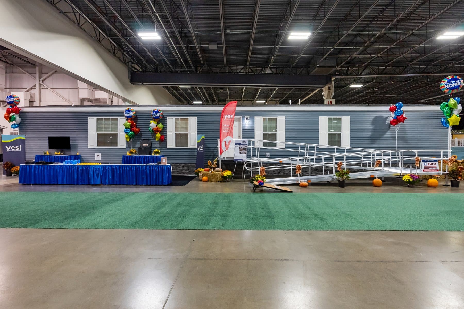Click to enlarge 1672H32090 single wide home β exterior (photo 25 of 29)