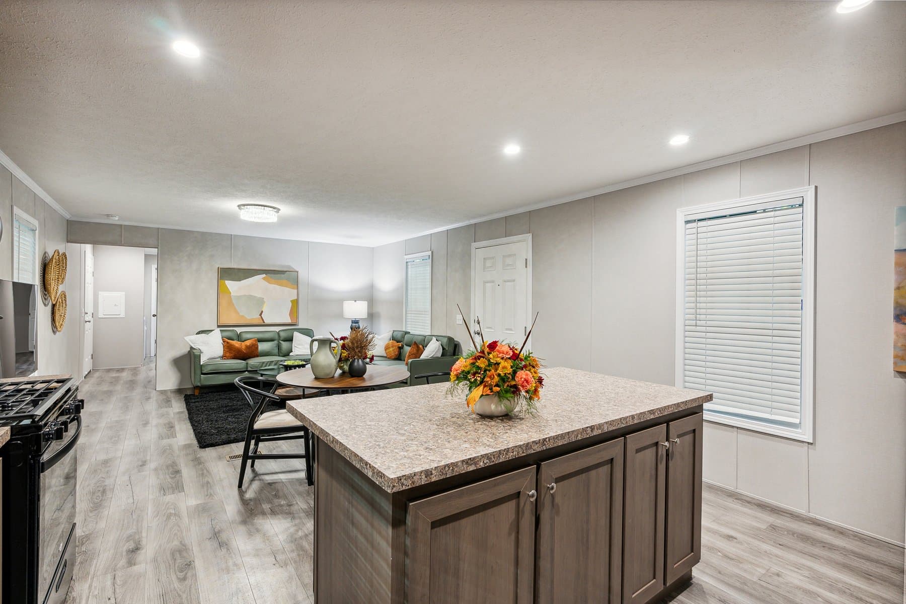 Click to enlarge 1672H32090 single wide home β kitchen (photo 13 of 29)