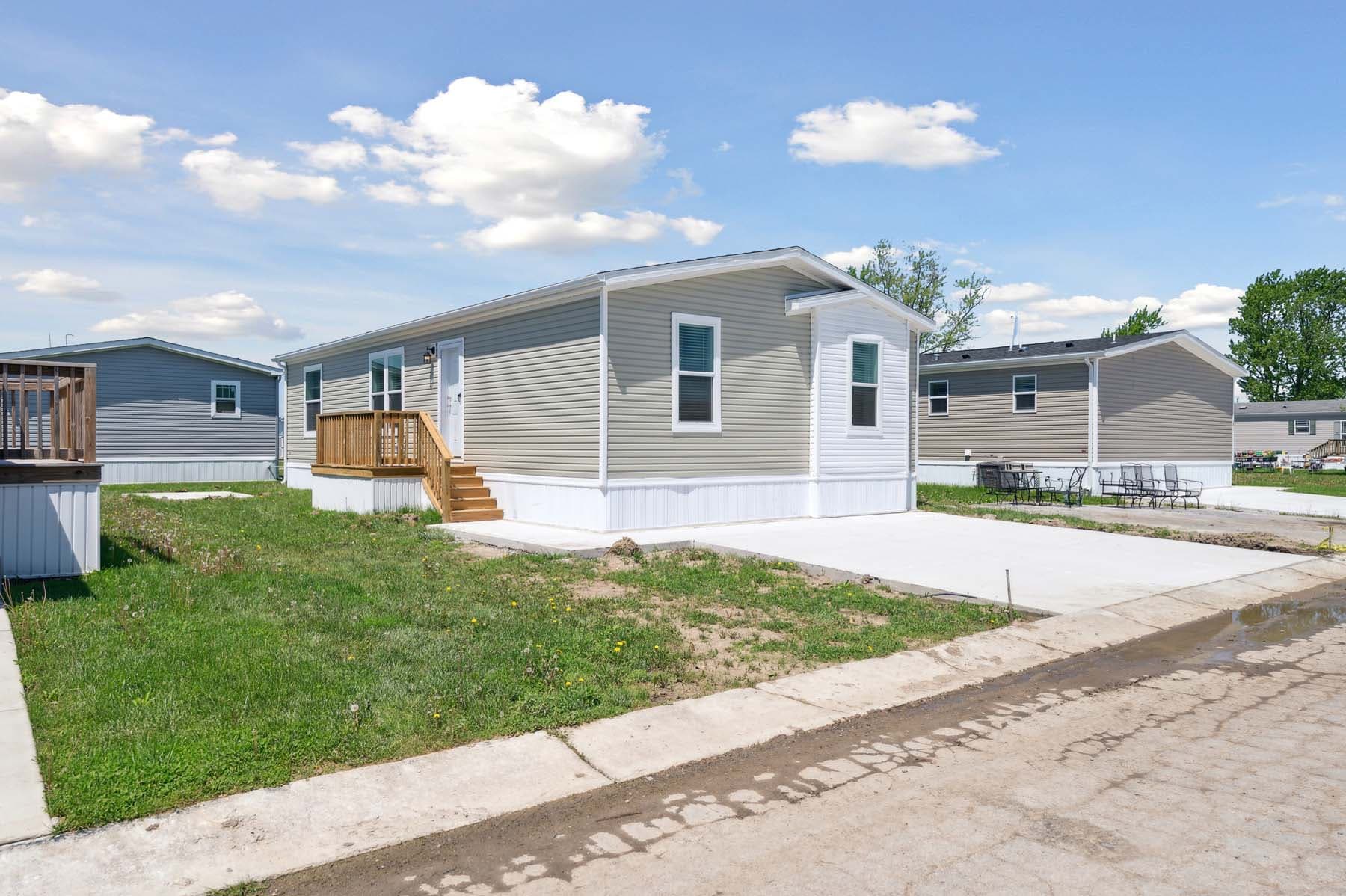 Click to enlarge Fairplay multi-section home β exterior (photo 2 of 13)