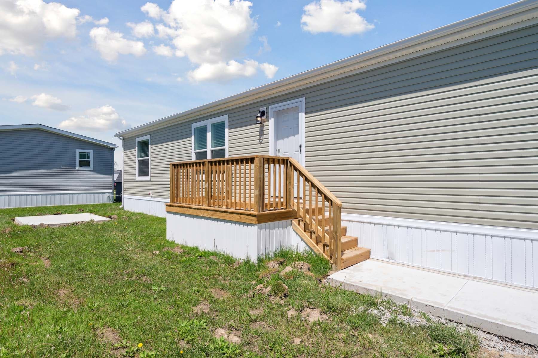 Click to enlarge Fairplay multi-section home β exterior (photo 3 of 13)