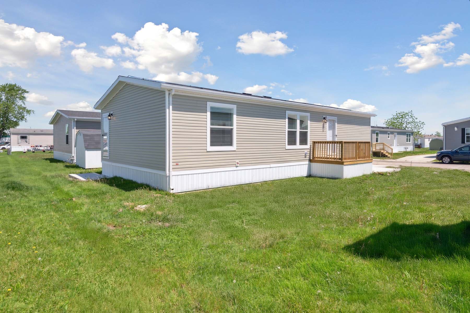 Click to enlarge Fairplay multi-section home β exterior (photo 5 of 13)