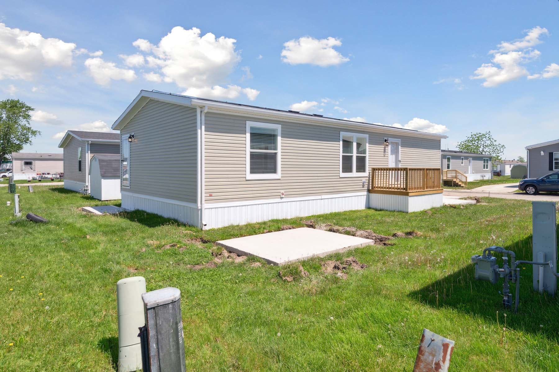 Click to enlarge Fairplay multi-section home β exterior (photo 6 of 13)