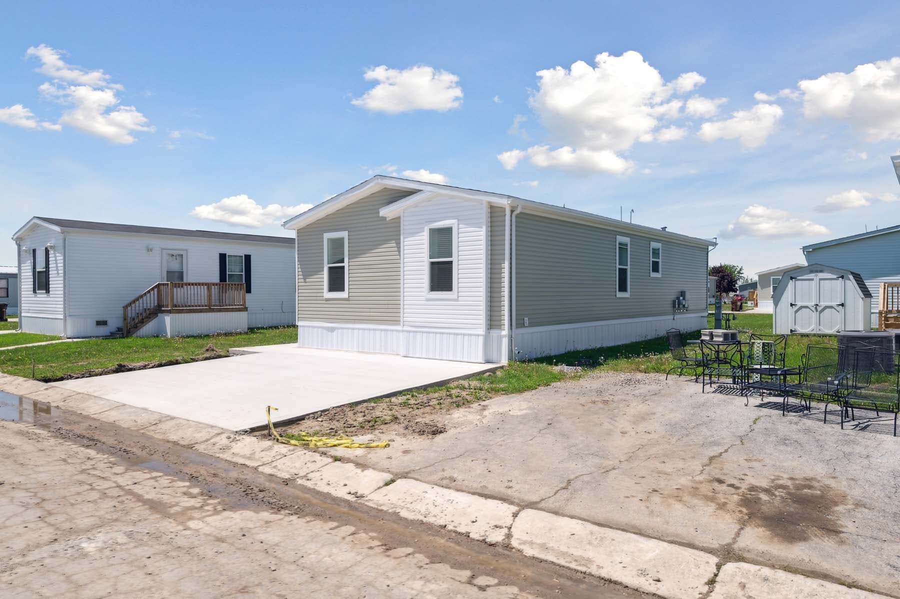 Click to enlarge Fairplay multi-section home β exterior (photo 7 of 13)