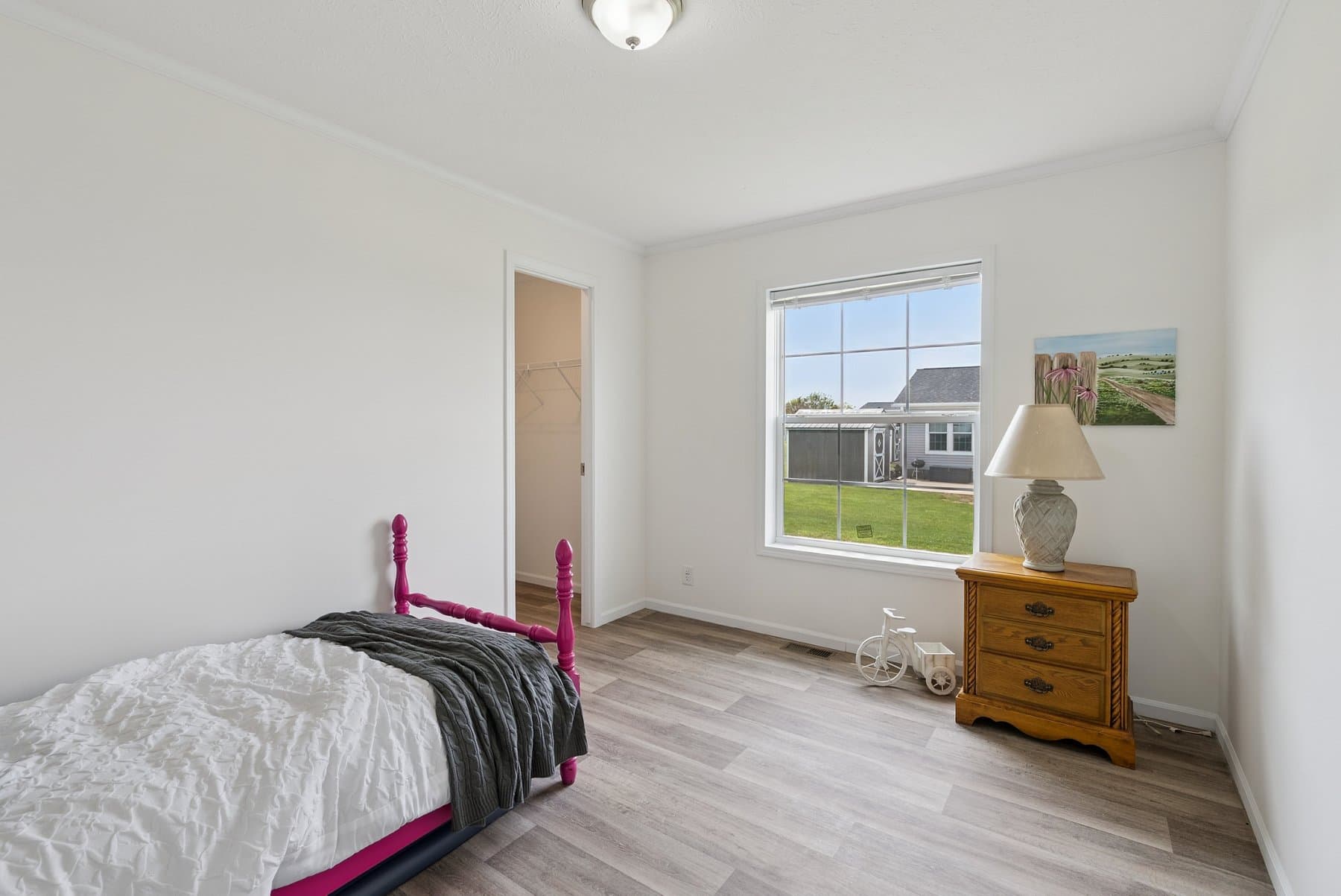 Click to enlarge Bay Port multi-section home — bedroom (photo 32 of 42)