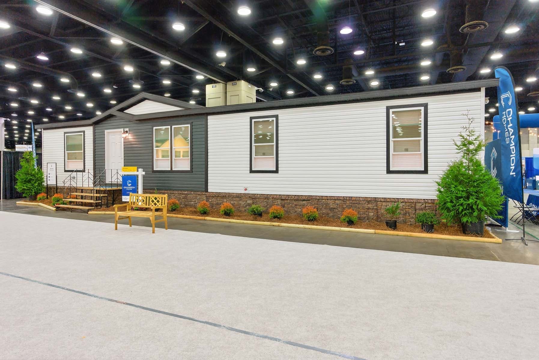 Click to enlarge Silverton modular home — exterior (photo 25 of 32)