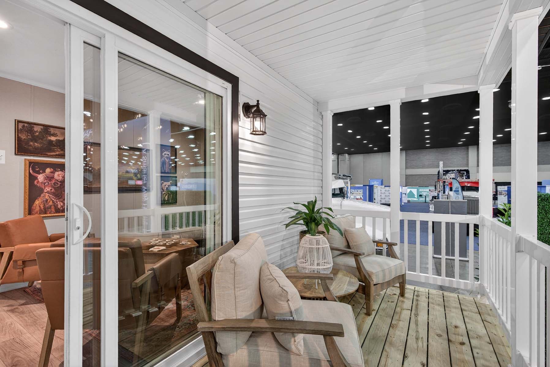 Click to enlarge Silverton modular home — porch (photo 26 of 32)