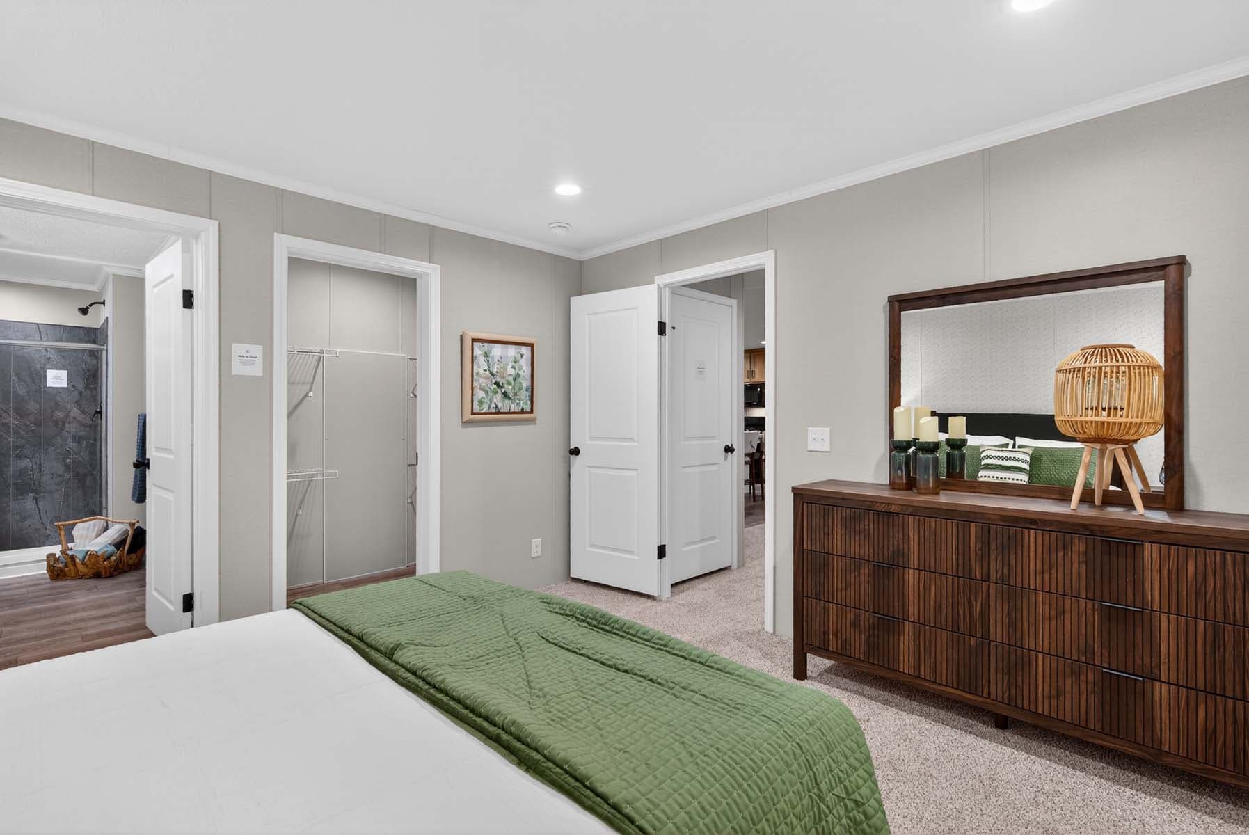 Click to enlarge Silverton modular home — primary bedroom (photo 30 of 32)