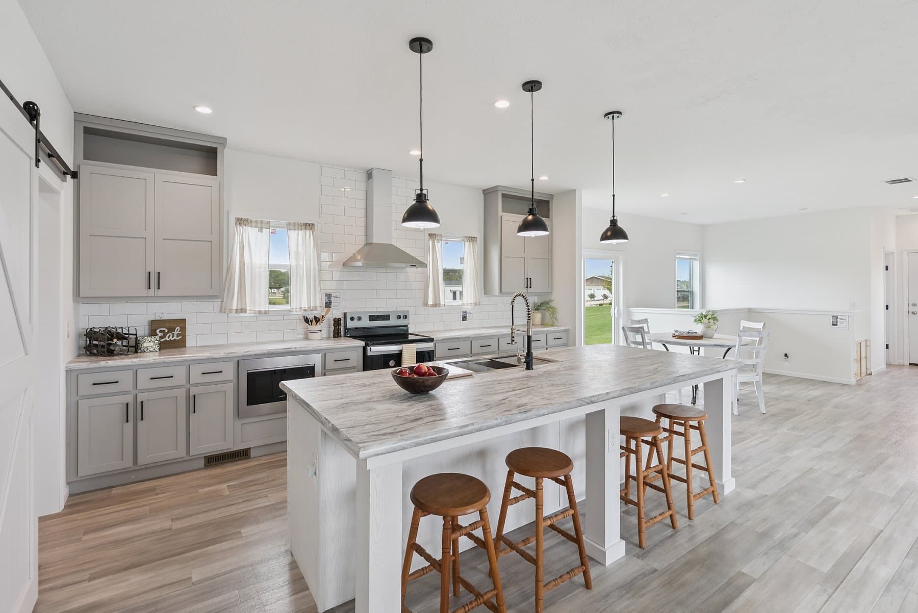 Click to enlarge Belvidere modular home — kitchen (photo 11 of 27)