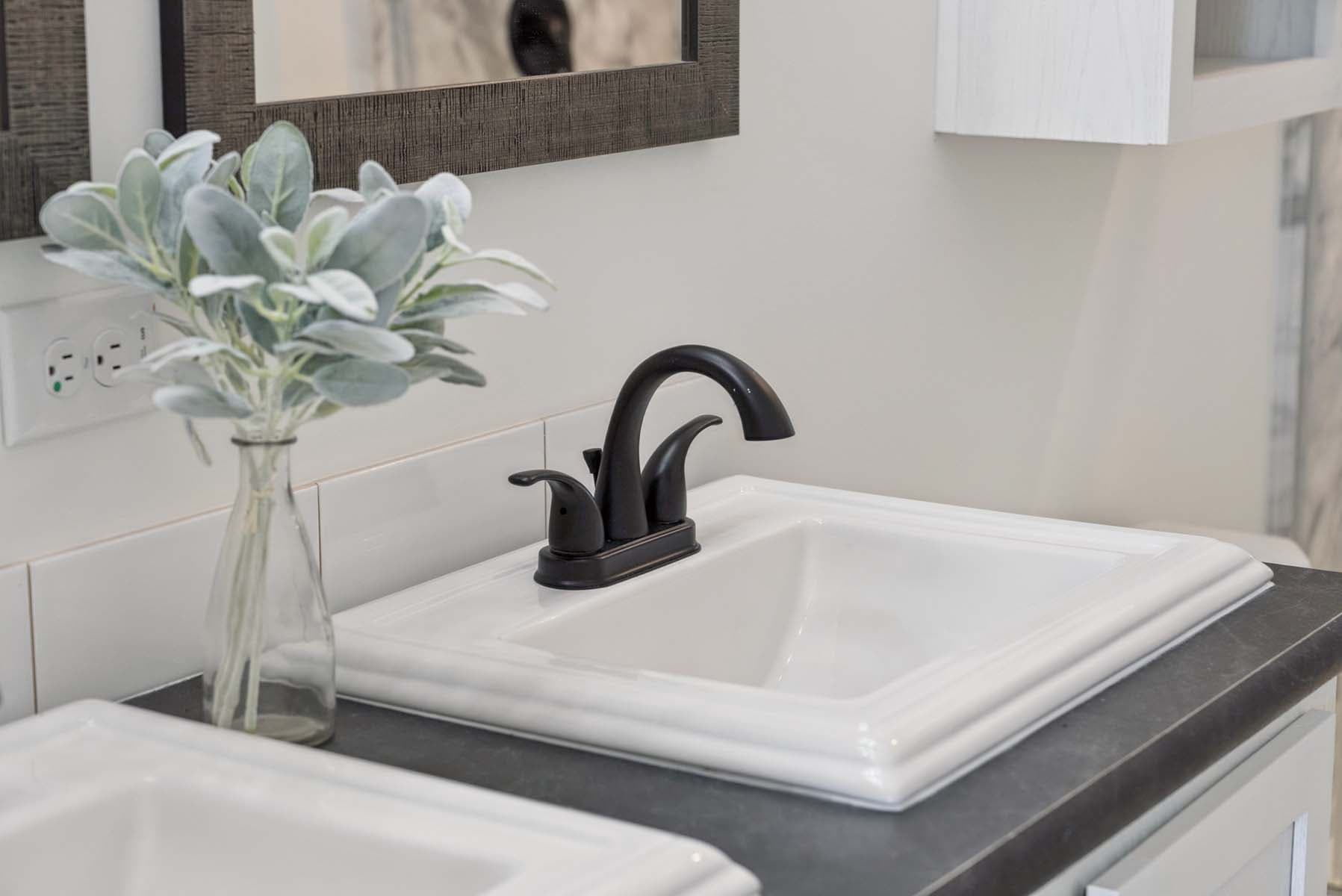 Click to enlarge Belvidere modular home — primary bathroom (photo 23 of 27)