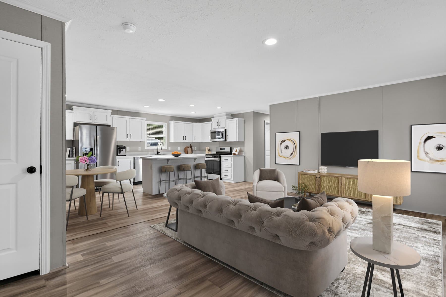 Click to enlarge Silverton multi-section home β living room (photo 6 of 16)