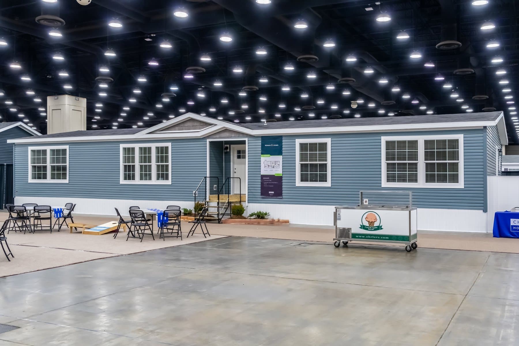 Click to enlarge Winston multi-section home β exterior (photo 8 of 9)