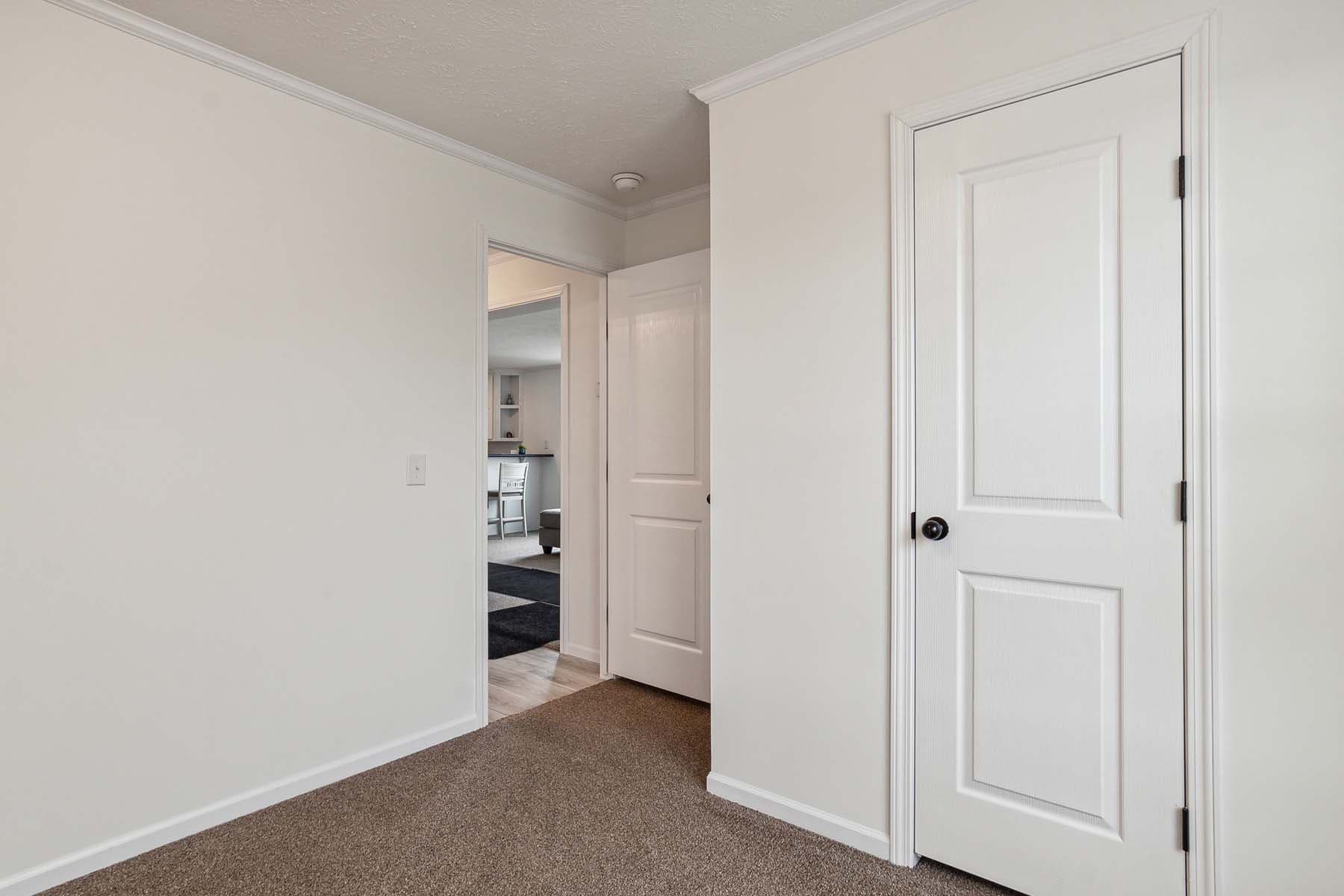 Click to enlarge Pontiac multi-section home β bedroom (photo 6 of 38)