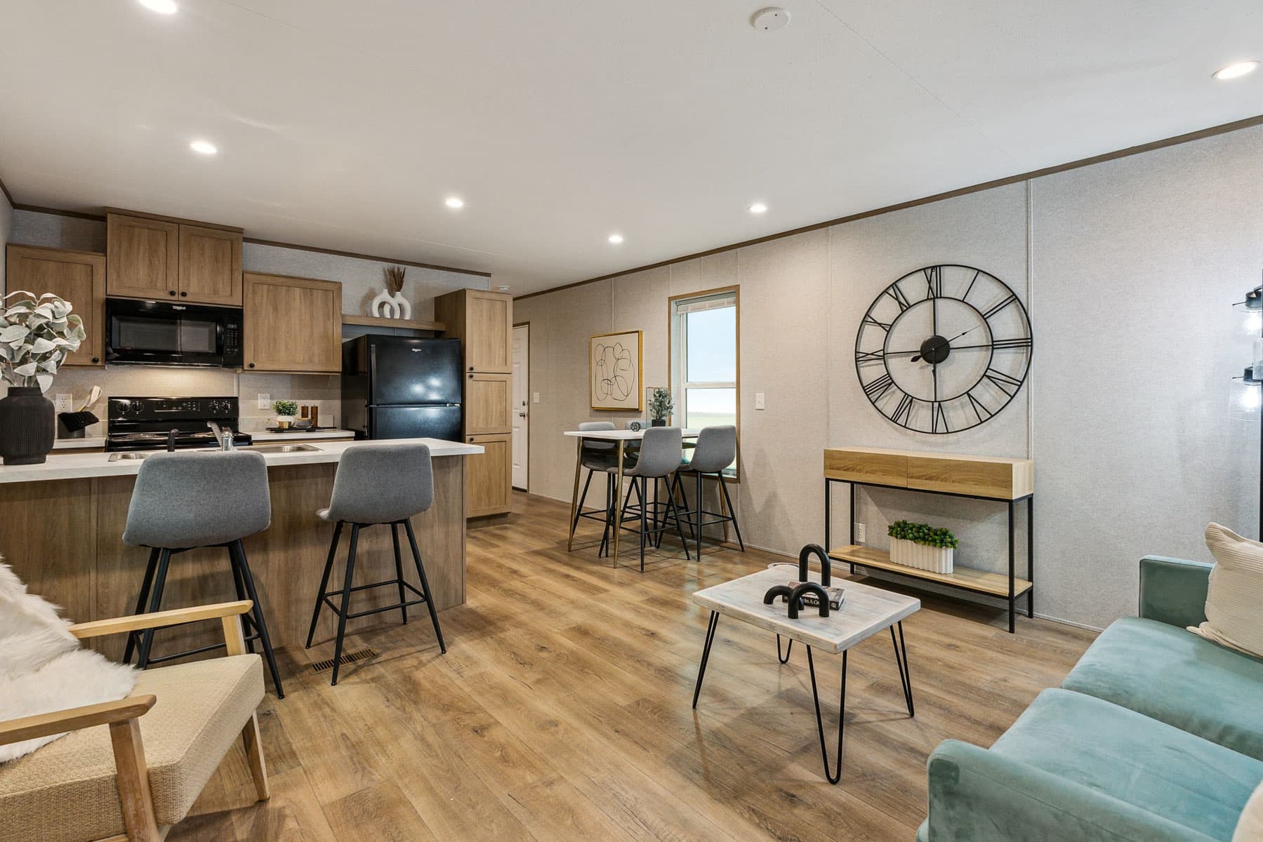 Click to enlarge Vertex single wide home — kitchen (photo 25 of 34)