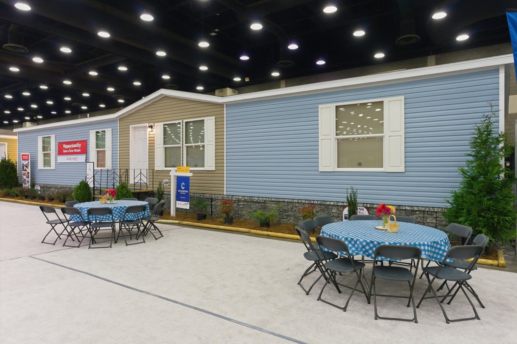 Click to enlarge The Grand multi-section home — exterior (photo 20 of 37)
