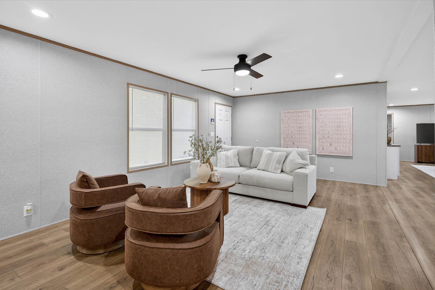 Click to enlarge The Grand multi-section home — living room (photo 32 of 37)