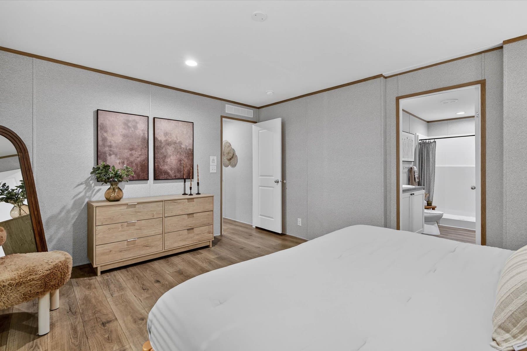 Click to enlarge The Grand multi-section home — primary bedroom (photo 36 of 37)