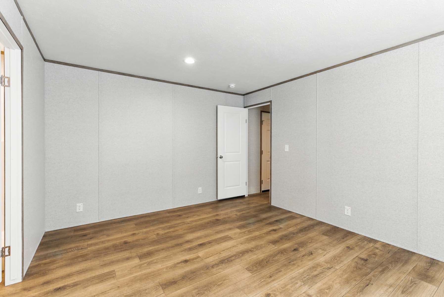 Click to enlarge Monte single wide home — primary bedroom (photo 34 of 37)